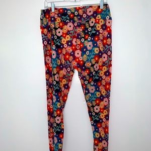 LulaRoe Multi-Colored TC Floral Leggings